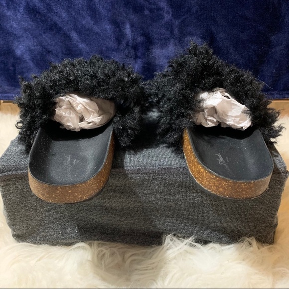 🦙🦙Universal Thread Black Ember Two Band Fax Fur🦙🦙 - Picture 3 of 5